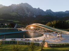 Wellnesshotel Krallerhof im Herbst - Steinberge